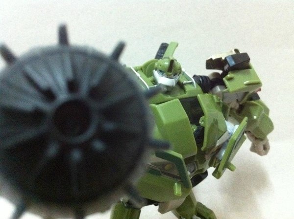 Transformers Prime Bulkhead Voyager  (9 of 23)